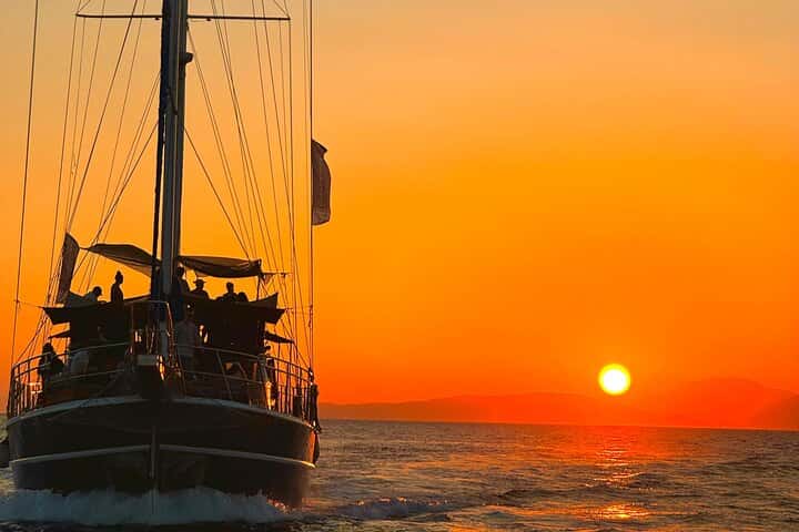 Athens Sunset Dinner Cruise – Swim Stop, Dinner & Open Bar — Sunset cruise